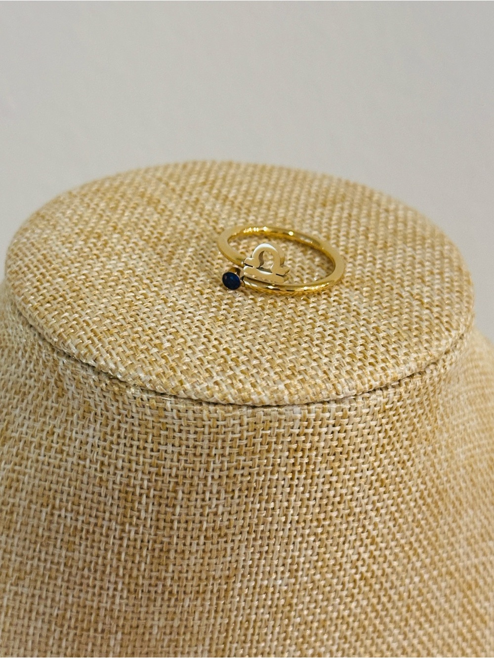 Fashion Jewelry Gold-tone Open Ring with Black Stone